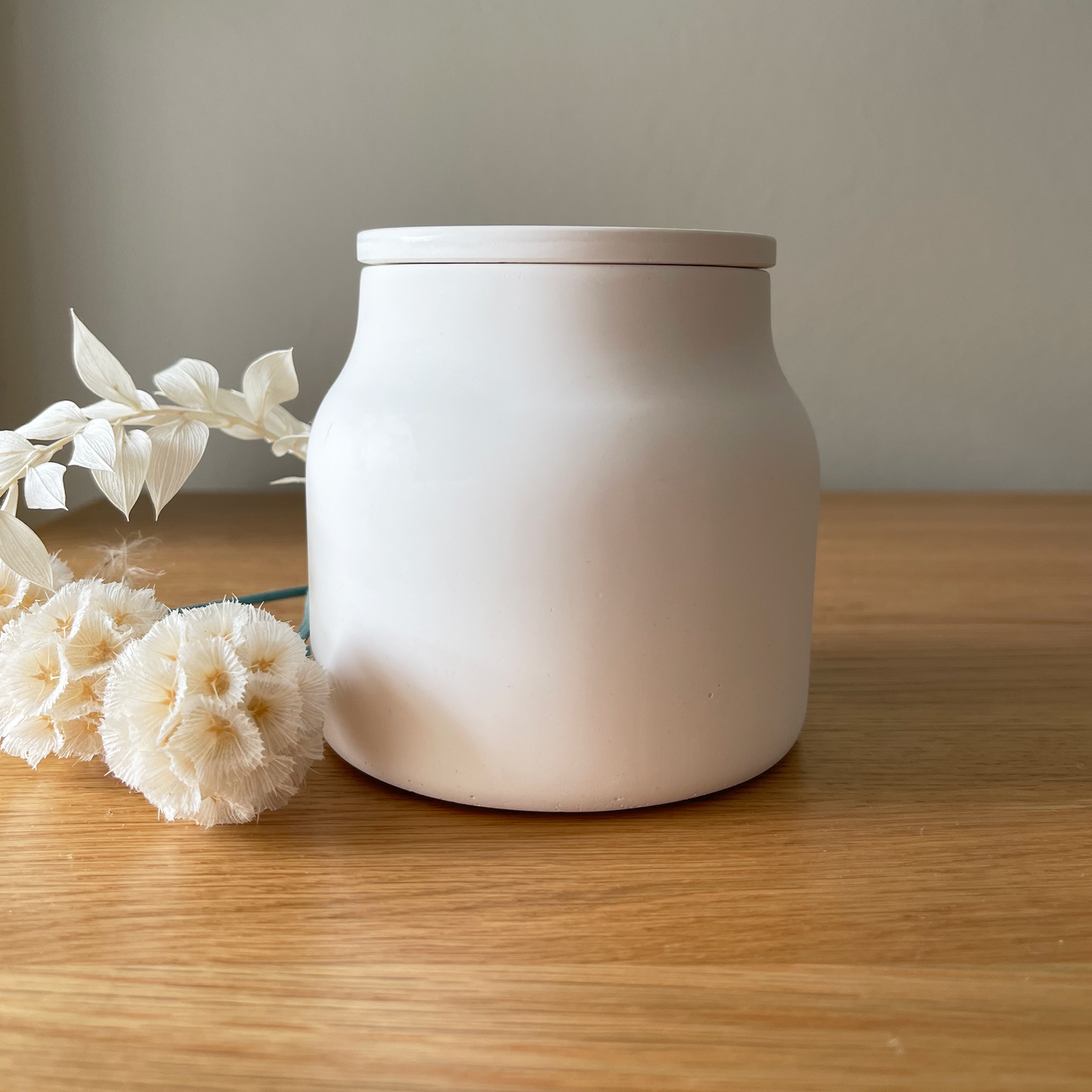 Handmade Essential Oil Soy Wax Candle Pot